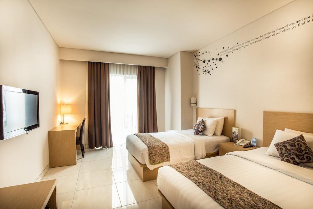 Tusita Boutique Hotel Kuta Lombok Esterno foto